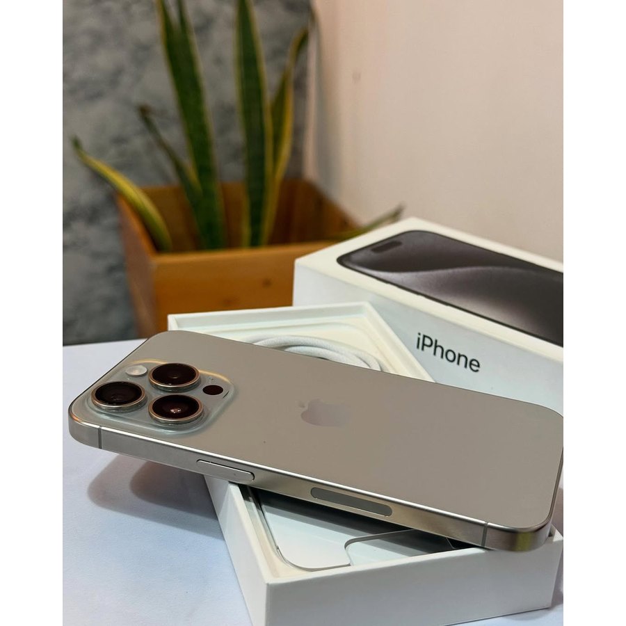 iPhone 15 Pro 512GB lacrado