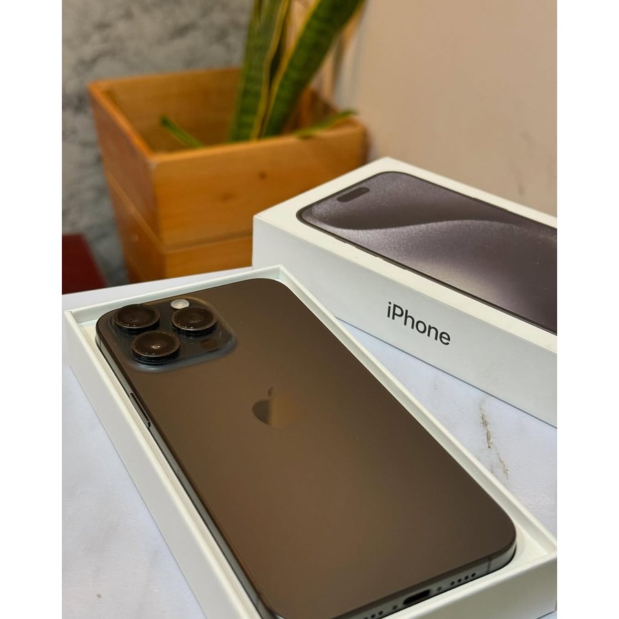 iPhone 15 Pro Max 256GB lacrado